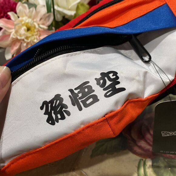 Dragon Ball Z Son Goku Fanny Pack Bum Bag Unisex NWT - Picture 7 of 16